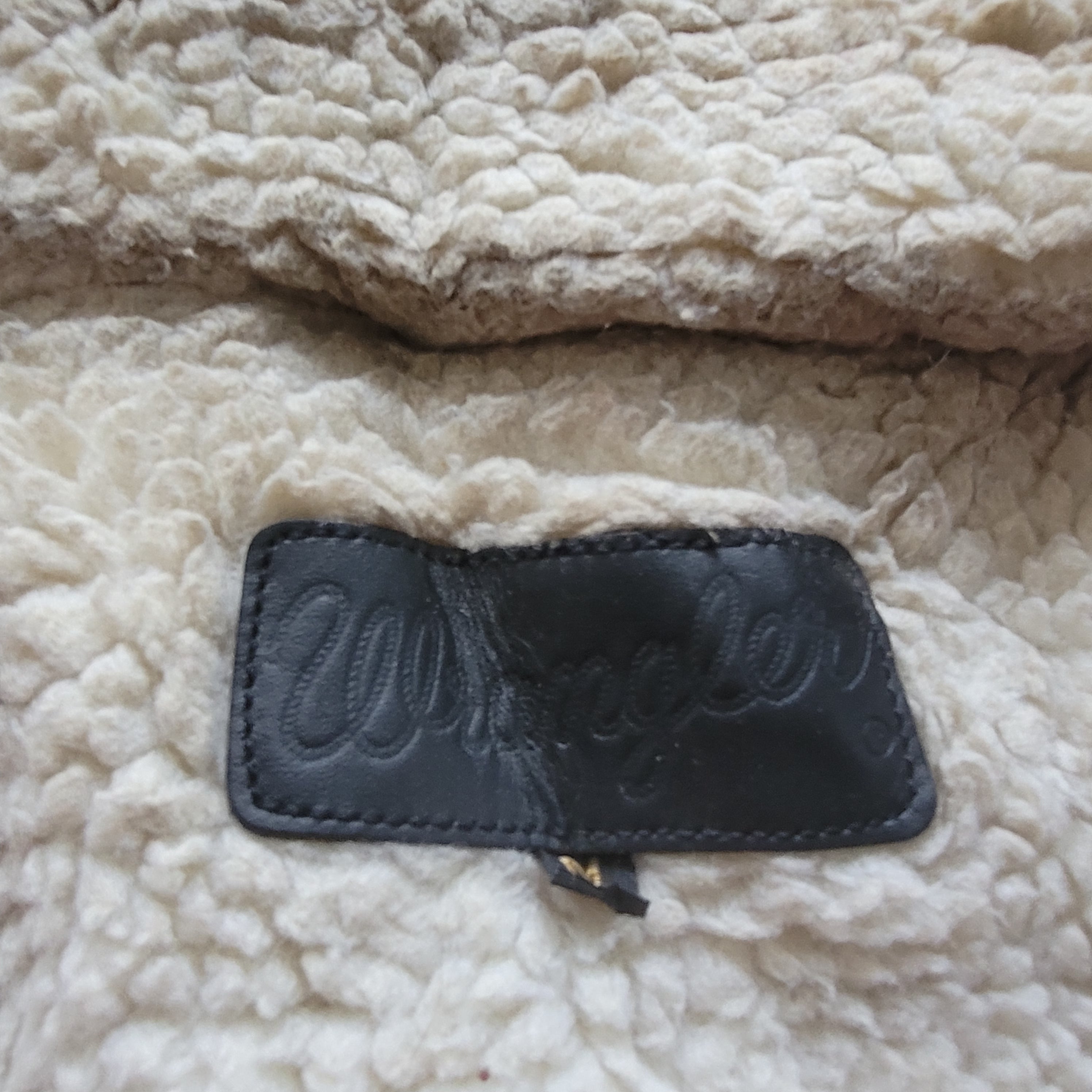 Wrangler Sherpa-Lined Corduroy Jacket – Size M