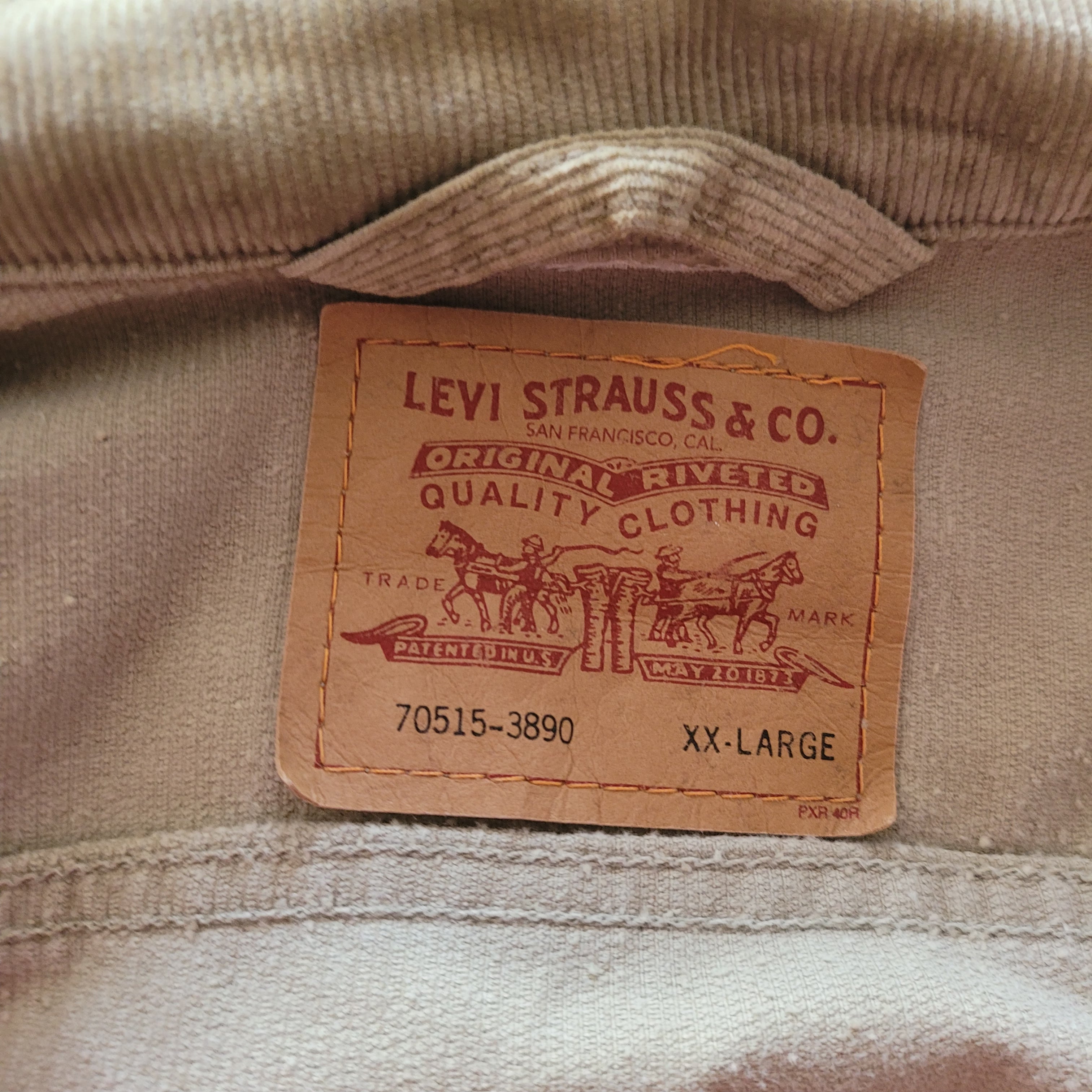Levi’s 70515-3890 Tan Corduroy Trucker Jacket - Size 2XL