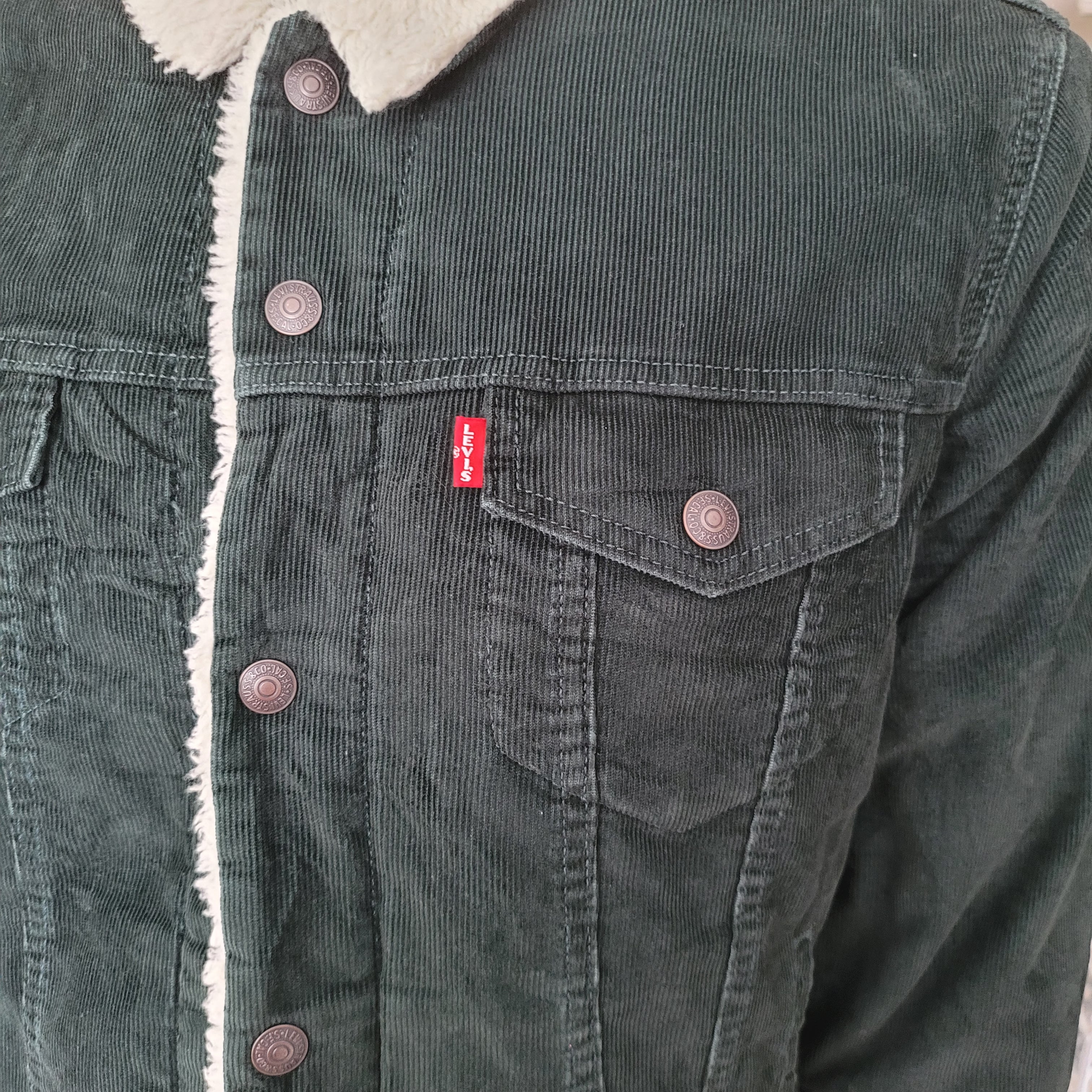Levi's Green Corduroy Sherpa Trucker Jacket – Size M