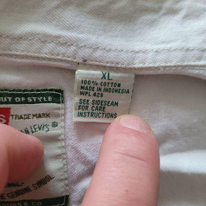 Vintage Levi’s White Long Sleeve Shirt – Size XL - USASTARFASHION