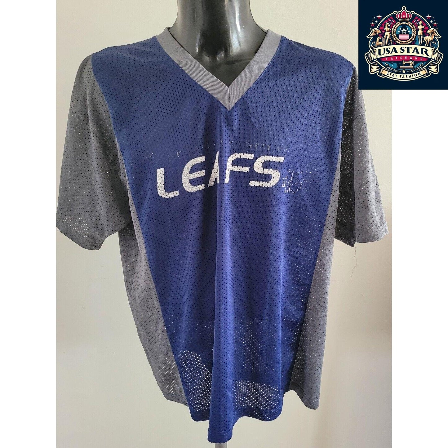 Toronto Maple Leafs Jersey Large - Iconic Logo, Vintage Style, Comfortable Fit, 48-Inch Chest - USASTARFASHION