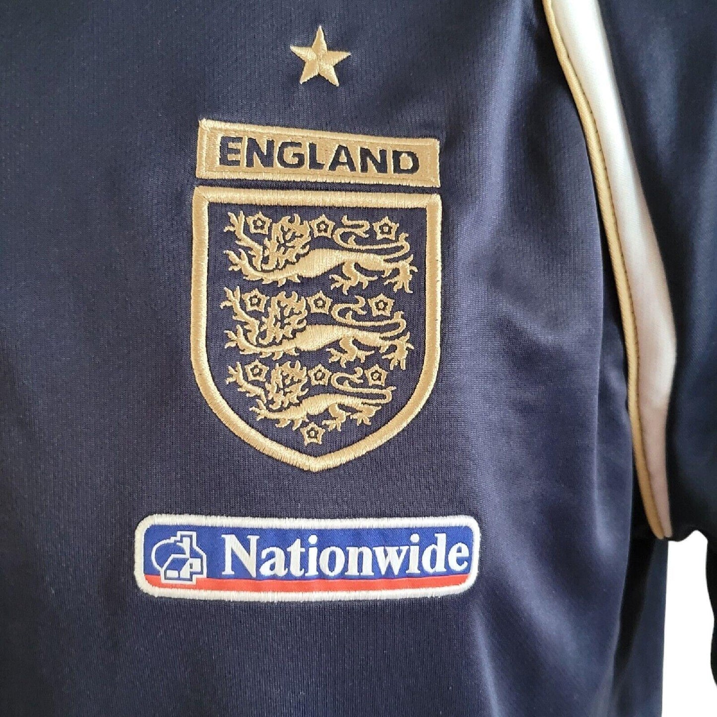 Umbro England XL Top: Authentic Vintage Grade A Soccer Jersey-USASTARFASHION