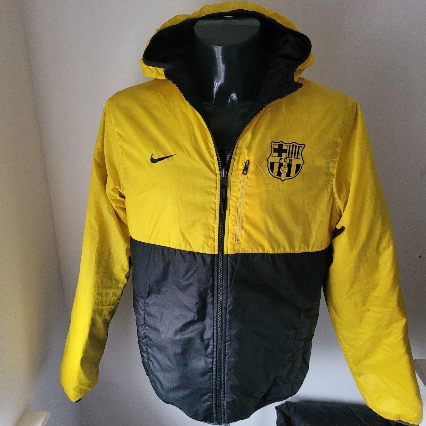 NIKE FCB FC Barcelona Jacket - Size M - Reversible - Black/Yellow - Rare-USASTARFASHION