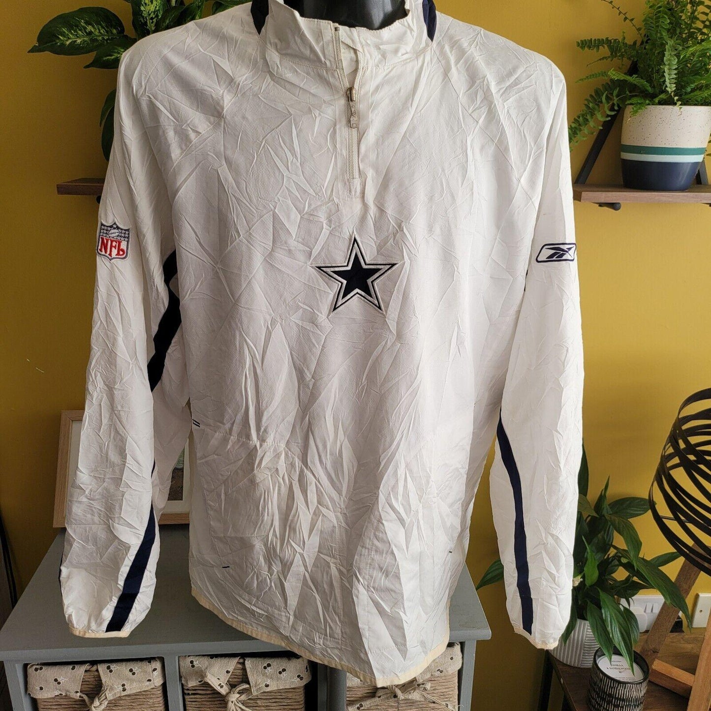 NFL Reebok Cowboys Football Jacket Size L - Warm & Stylish, Classic Design-USASTARFASHION