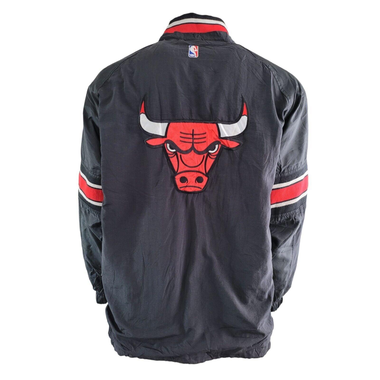 Chicago Bulls Starter Pro Sport 90s Puffer Bomber Jacket - Black/Red (Size L)-USASTARFASHION