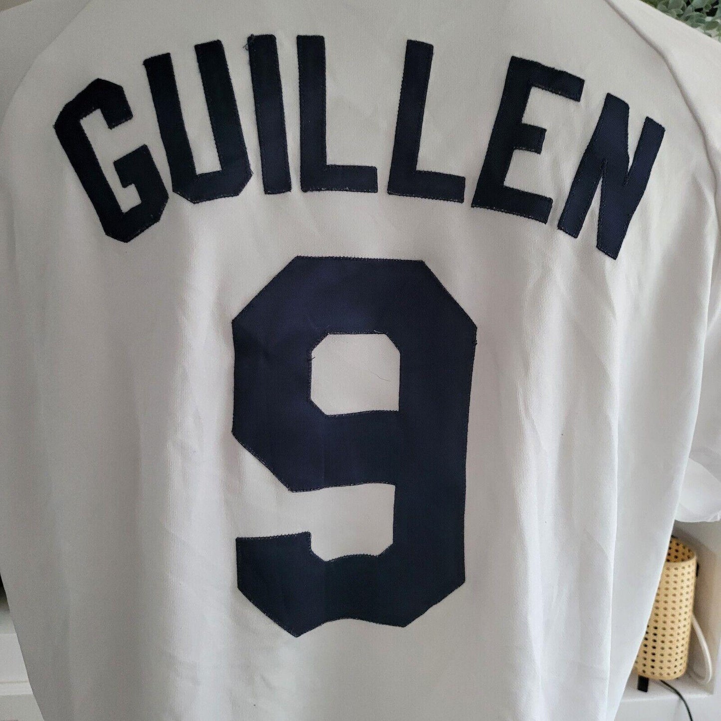 Detroit Tigers #9 Carlos Guillen Majestic Jersey XL Official Merchandise-USASTARFASHION