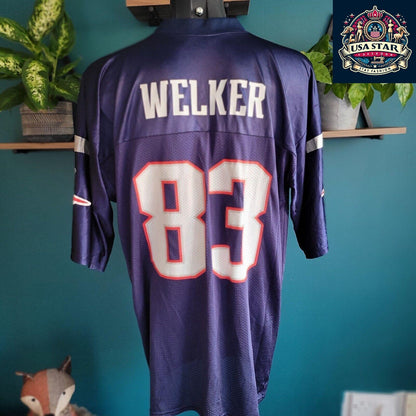 Vintage NFL Shirt - Patriots Welker #83 Reebok Team Apparel Size L, Comfortable Fit, Iconic Design - USASTARFASHION