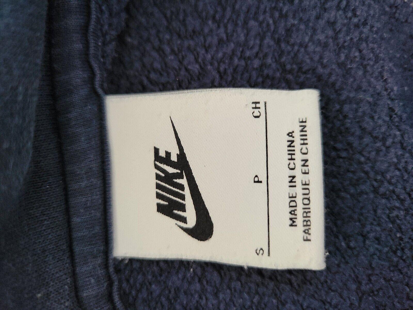 Nike Tracksuit Top S - Snug Fit, Ultimate Comfort, Vintage Style - Size: S, 20" Pit-to-Pit, 26" Length-USASTARFASHION