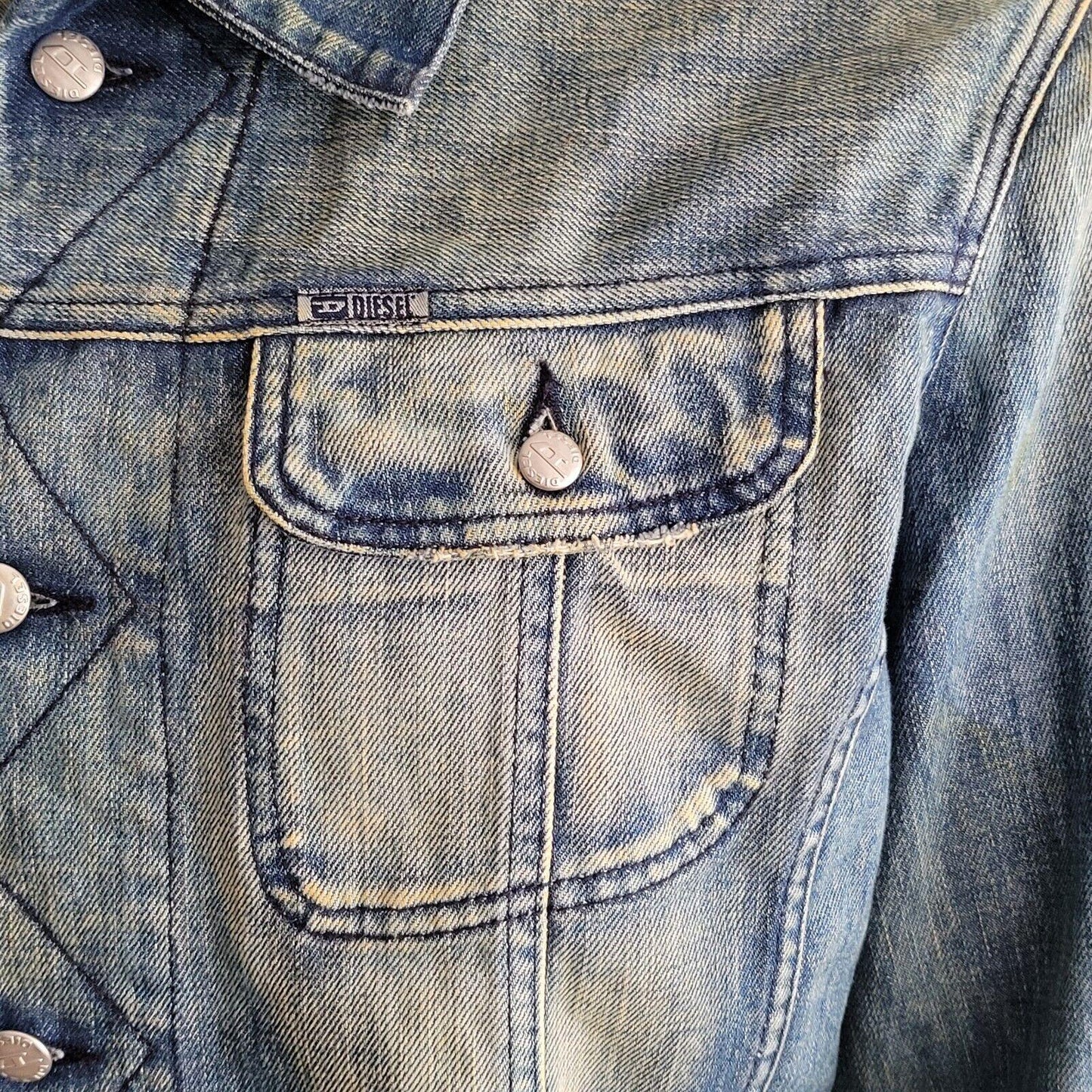 DIESEL Men's XL Denim Cotton Jacket Made In Italy - Classic Design, Rugged Style, Handcrafted Quality - USASTARFASHION