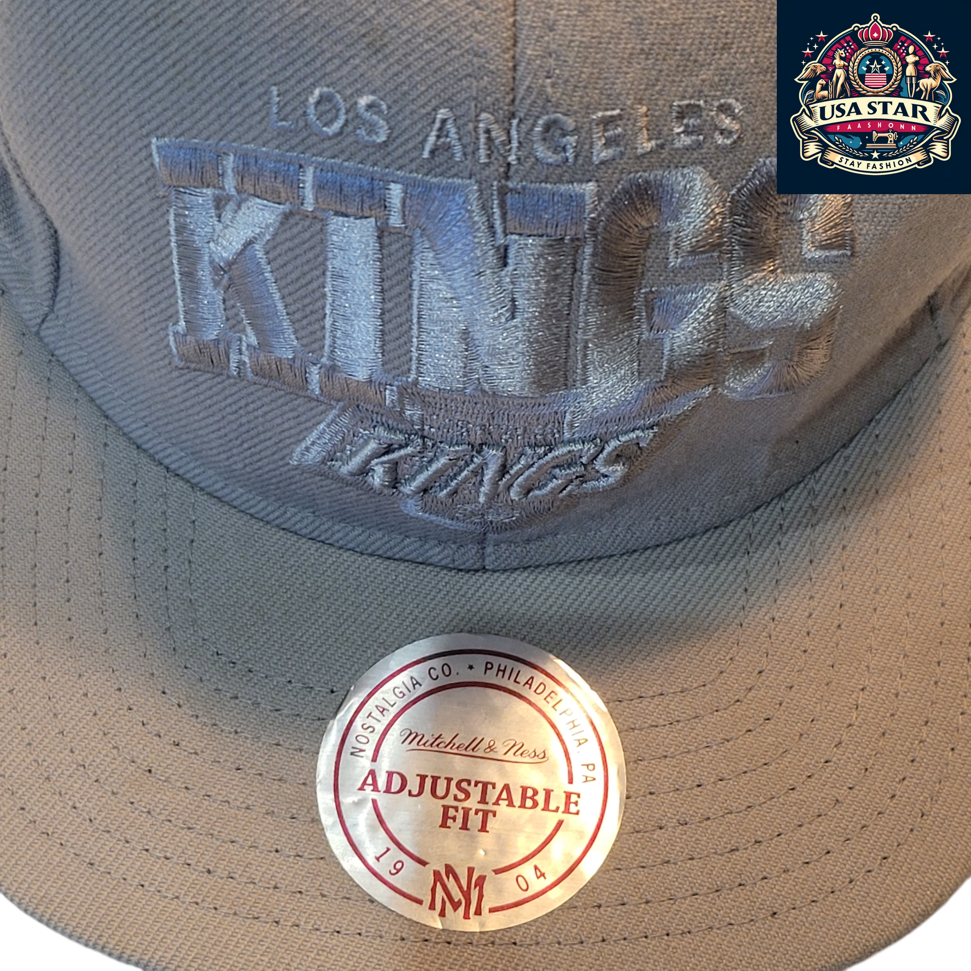 a baseball cap with the los angeles kings logo on it