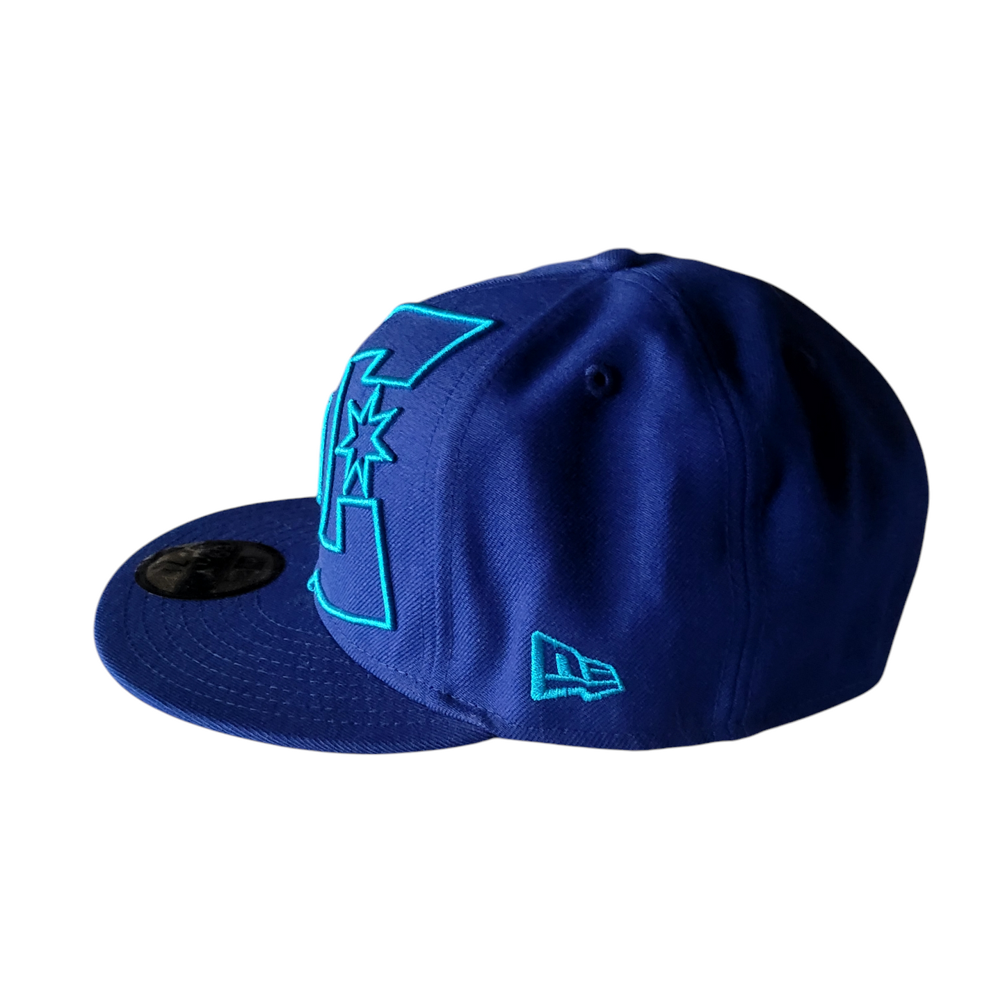 Vintage DC Shoes Cap - Blue New Era Fitted Hat Size 7 1/4 With Teal Embroidery, Excellent Condition - USASTARFASHION