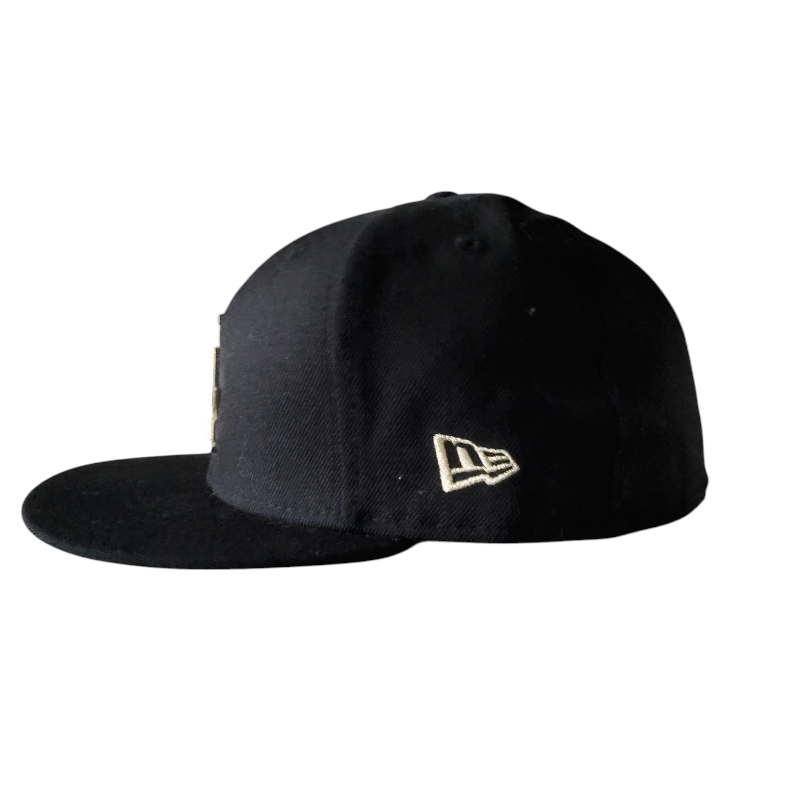 Los Angeles Dodgers New Era Fitted Cap - Black With Gold Metal "LA" Logo, Size 7 3/8 - USASTARFASHION