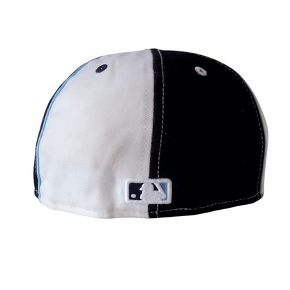 New York Yankees Cap - 9FIFTY Snapback Hat - Size 7 (55.8 cm) - Dual Tone Black & White Design - USASTARFASHION