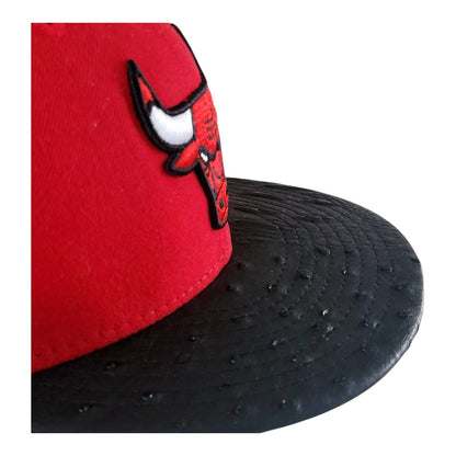 Chicago Bulls Cap New Era 59FIFTY Fitted Size 7 3/8 with Textured Black Visor Hat Hat