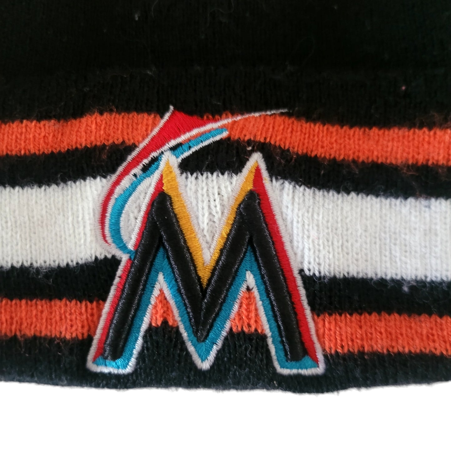 Miami Marlins New Era Pom-Pom Knit Beanie - USASTARFASHION