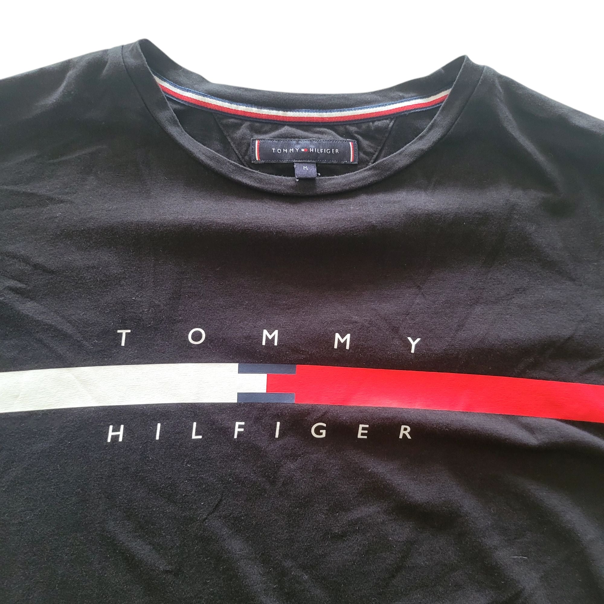 Tommy Hilfiger Organic Cotton T-Shirt – Size M - USASTARFASHION
