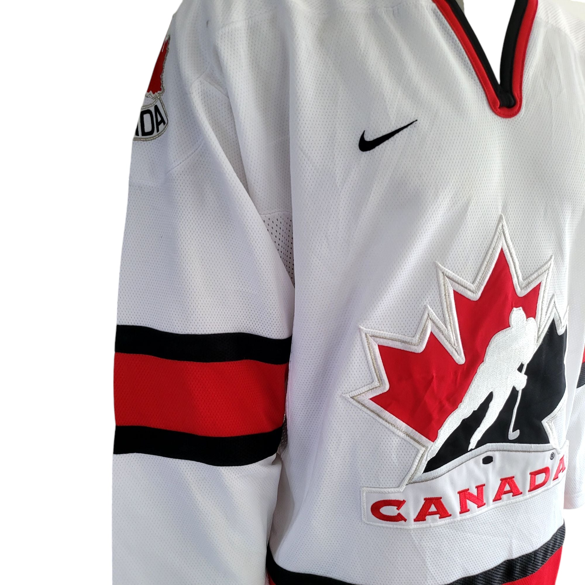 Nike Team Canada Hockey Jersey – 2002 Olympic Era – Size L - USASTARFASHION