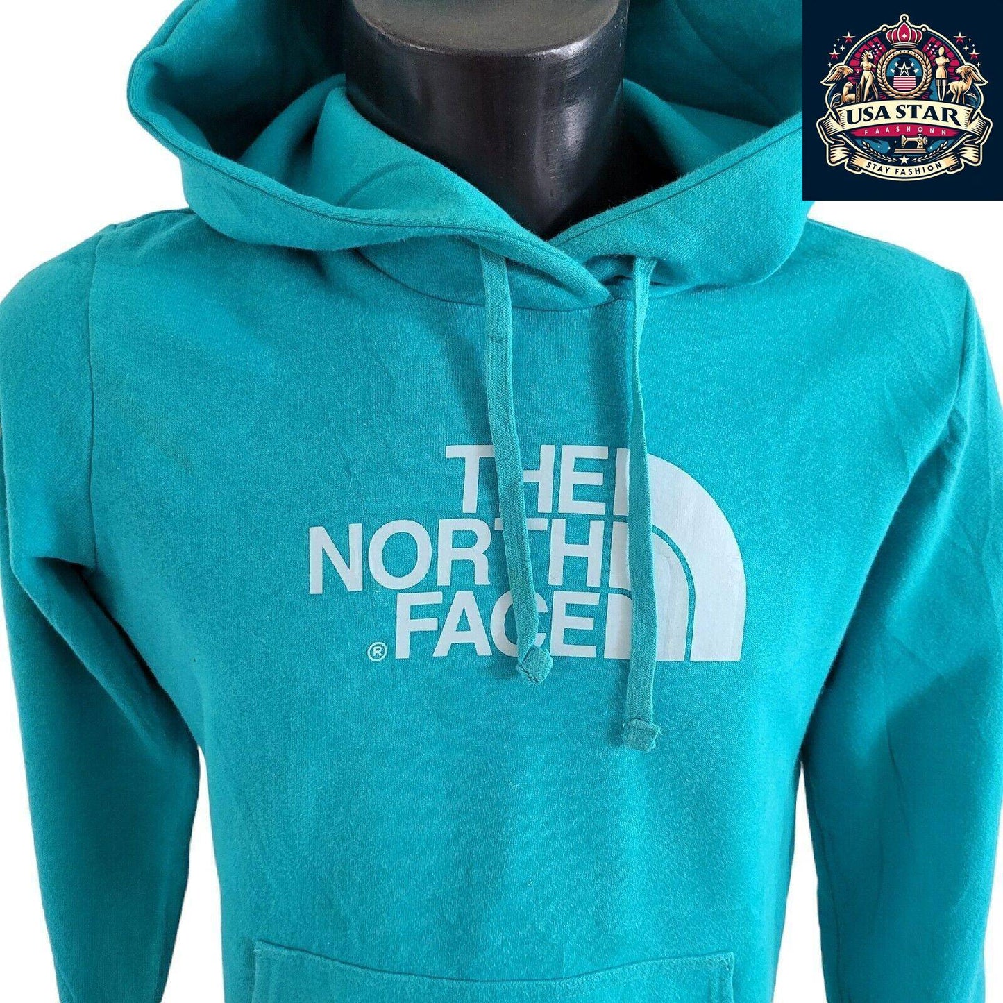 Women's The North Face Medium Hoodie - Cozy, Durable Fabric, Spacious Hood, Versatile Style