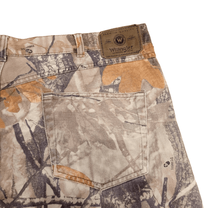 Wrangler Camo Jeans 42x30 Relaxed Fit, 100% Cotton, Durable Construction for Outdoor Activities USASTARFASHION